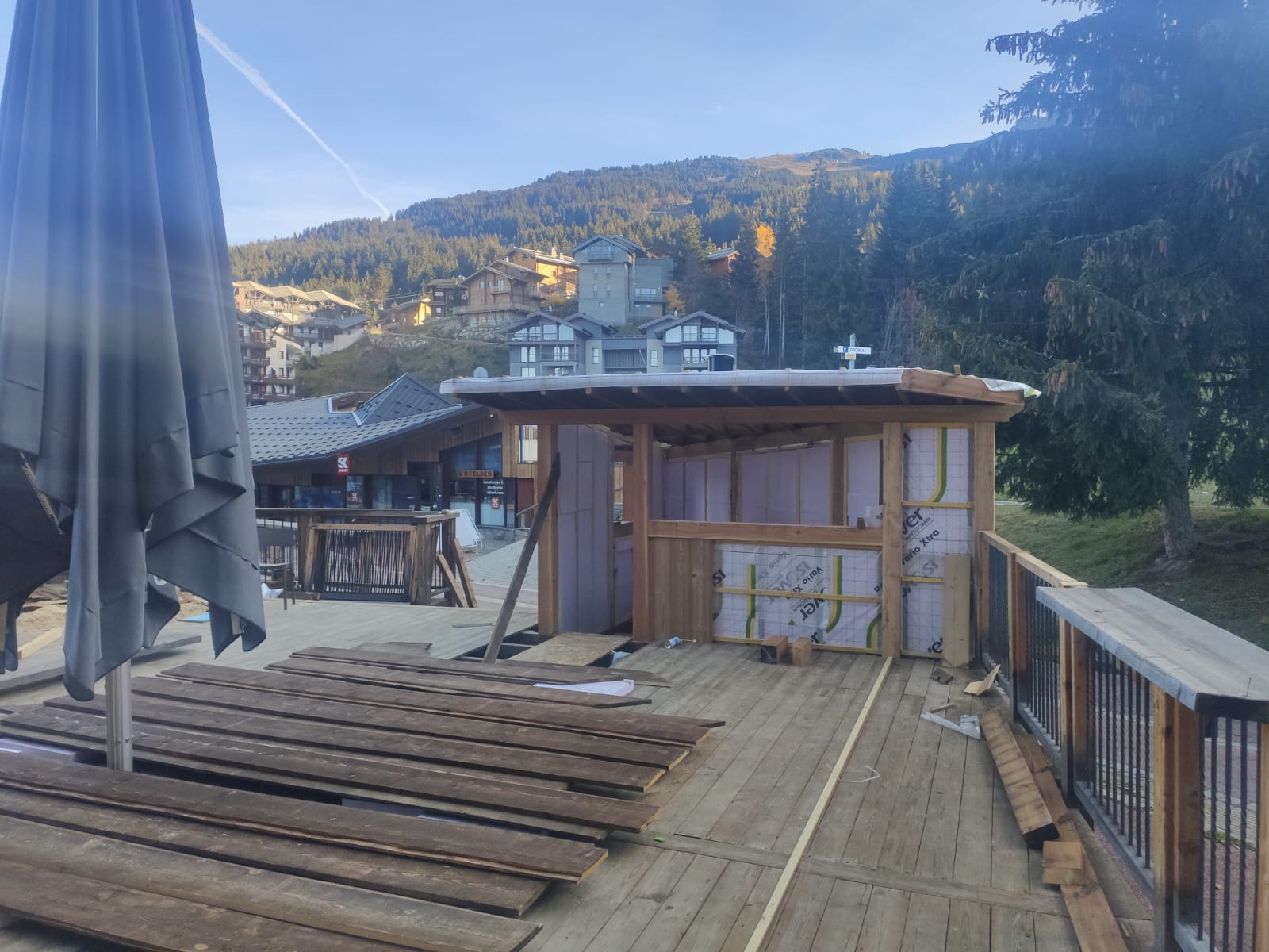 La Tania Ski Blog Latest news, snow reports, ski information, photo