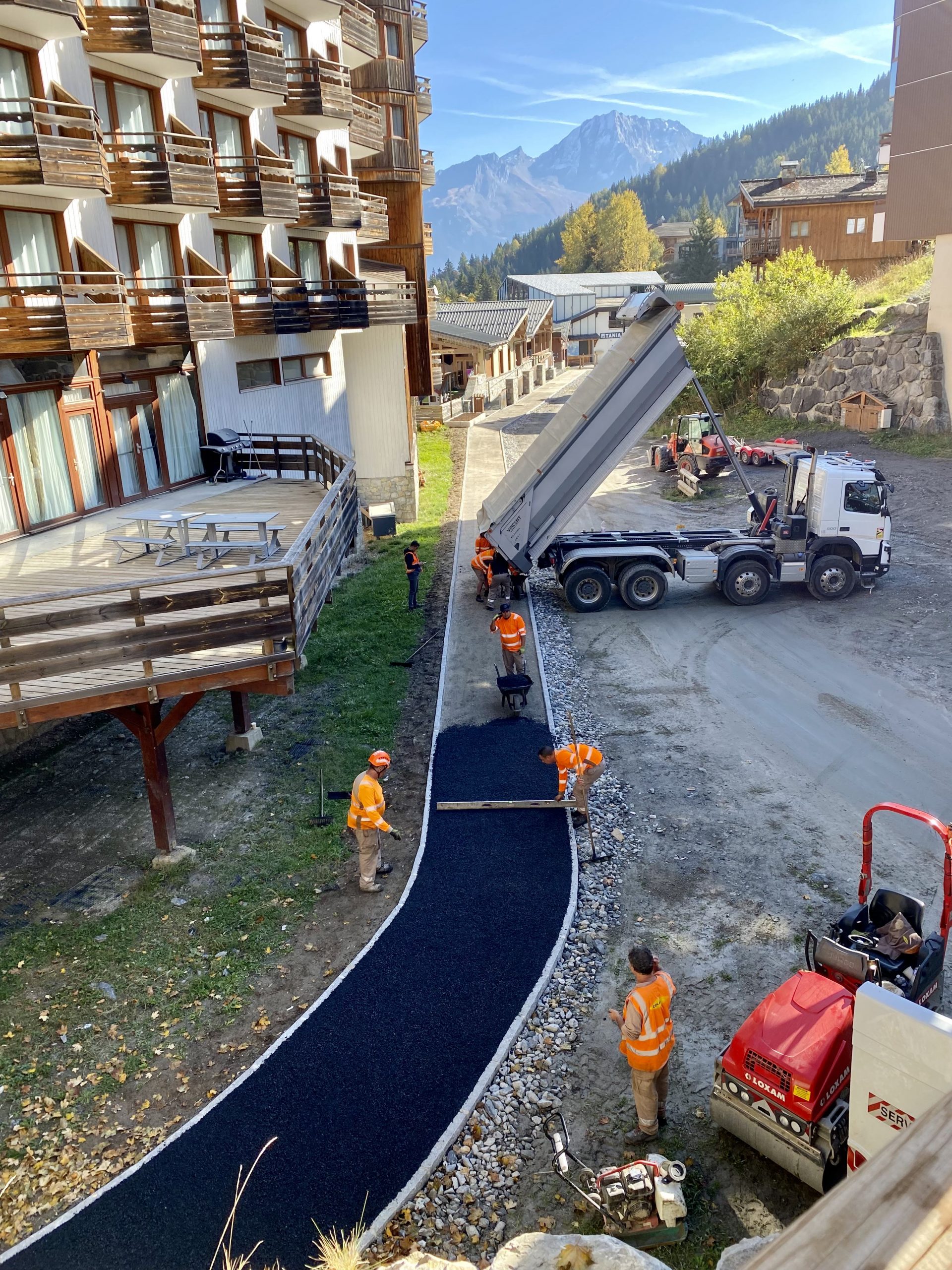 La Tania Ski Blog Latest news, snow reports, ski information, photo